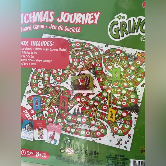 Grinch Gift Bundle – Board Game + 4-Pair Cozy Socks | NEW - Picture 8 of 10